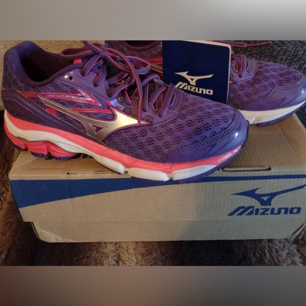 Mizuno Wave Inspire 12 Running Shoes Sz 6.5